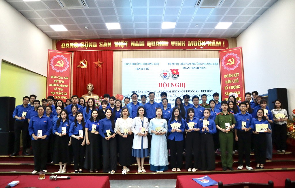 Phường Phương Liệt tổ chức truyền thông, tư vấn khám sức khỏe tiền hôn nhân cho đoàn viên, thanh niên nhân kỷ niệm 95 năm Ngày thành lập Đoàn TNCS Hồ Chí Minh