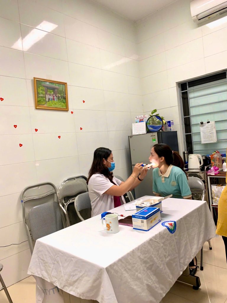 TRẠM Y TẾ PHƯỜNG PHƯƠNG LIỆT TỔ CHỨC KHÁM SỨC KHỎE VỆ SINH AN TOÀN THỰC PHẨM