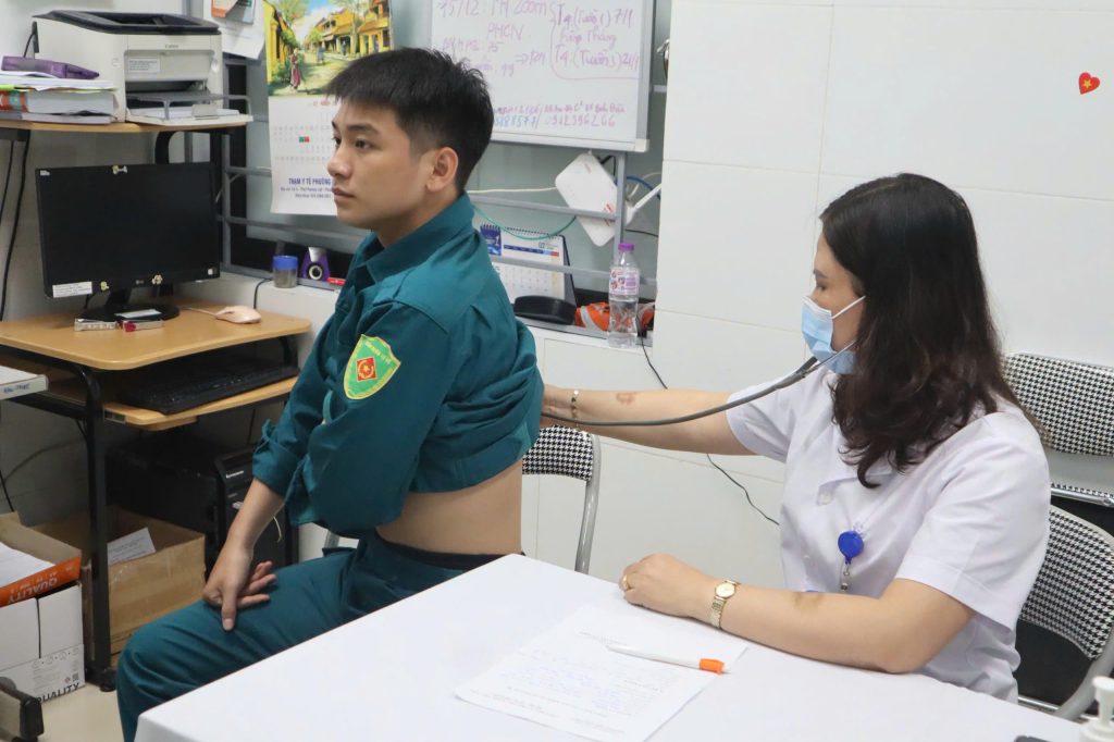 PHƯỜNG PHƯƠNG LIỆT TỔ CHỨC KIỂM TRA SỨC KHỎE QUÂN NHÂN DỰ BỊ NĂM 2026